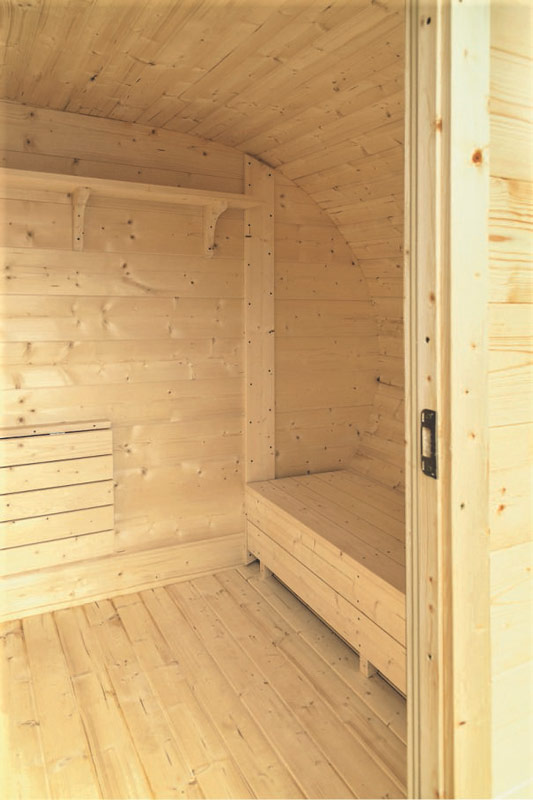 Sauna-ovale-en-bois